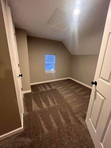2867 E 10th Avenue, Columbus, OH 43219