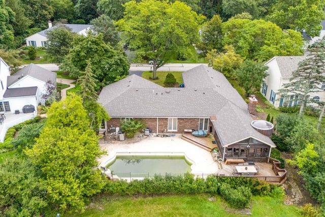 31 Fox Trail, Lincolnshire, IL 60069