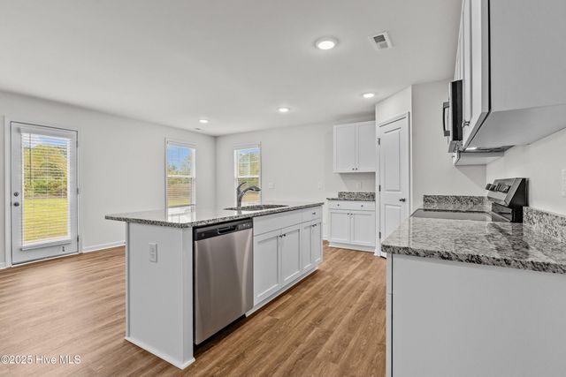 1522 Percheron Path, Fayetteville, NC 28312