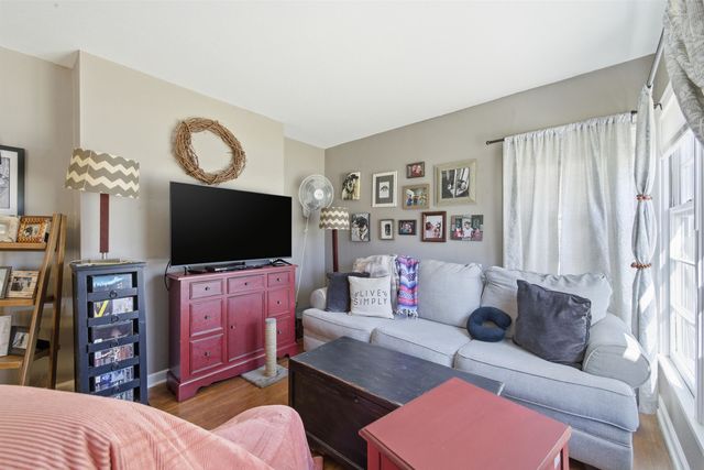 417 S Glendale St, Wichita, KS 67218