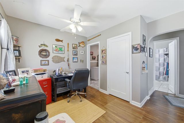 417 S Glendale St, Wichita, KS 67218