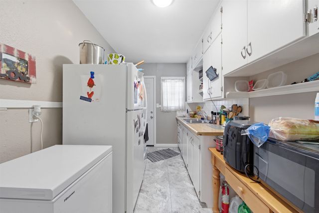 417 S Glendale St, Wichita, KS 67218