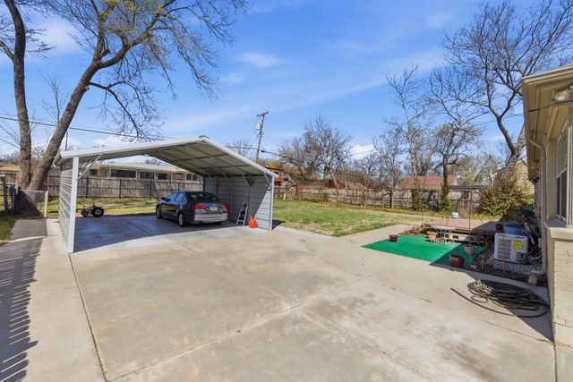 417 S Glendale St, Wichita, KS 67218