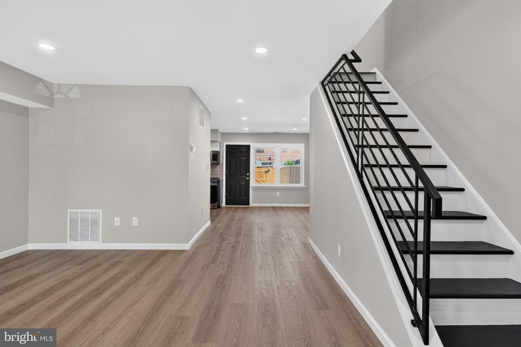 1116 N 33RD ST, CAMDEN, NJ 08105 — photo 2