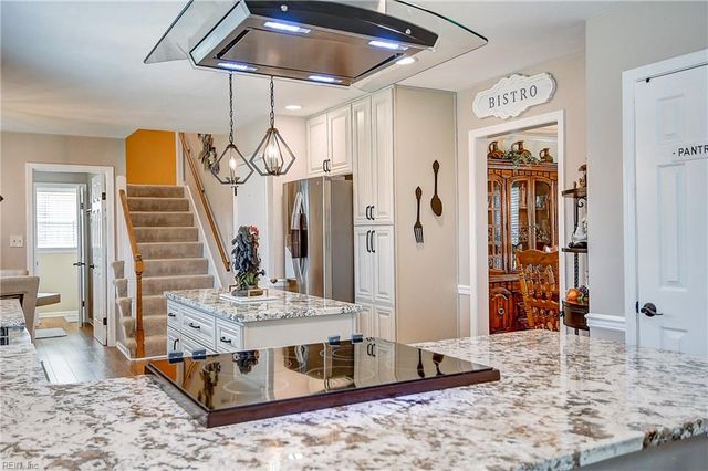 1708 Clevhamm Common CT, Virginia Beach, VA 23456