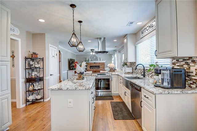 1708 Clevhamm Common CT, Virginia Beach, VA 23456