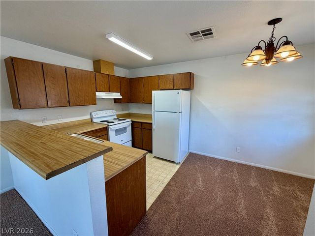 2704 Aarondavid Drive C, Las Vegas, NV 89121