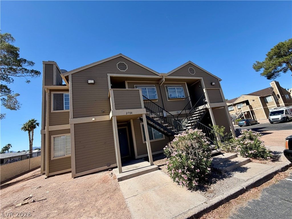 2704 Aarondavid Drive C, Las Vegas, NV 89121