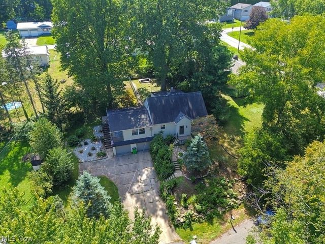 1170 Auburn Avenue, Barberton, OH 44203