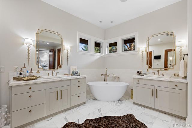 982 Preston Court, Castle Rock, CO 80108