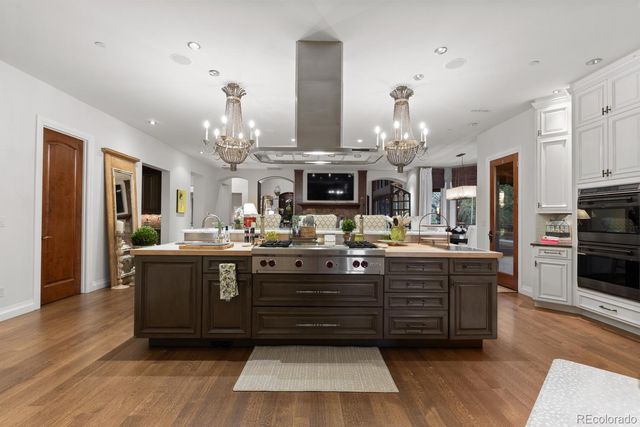 982 Preston Court, Castle Rock, CO 80108