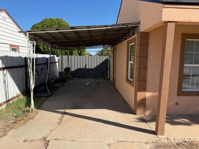 1102 N LAKE Street, Amarillo, TX 79107