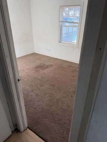 1102 N LAKE Street, Amarillo, TX 79107