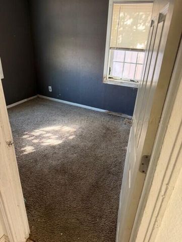 1102 N LAKE Street, Amarillo, TX 79107