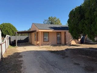 1102 N LAKE Street, Amarillo, TX 79107