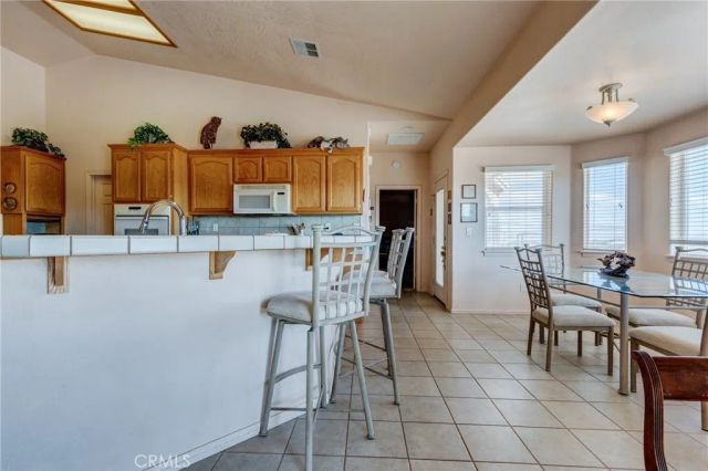 8605 Cantel Court, Oak Hills, CA 92344