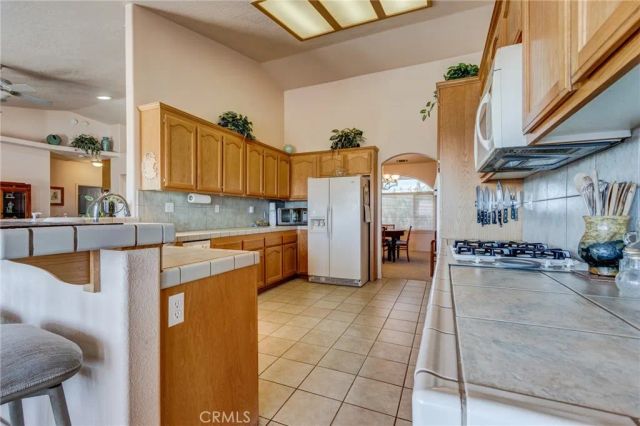 8605 Cantel Court, Oak Hills, CA 92344