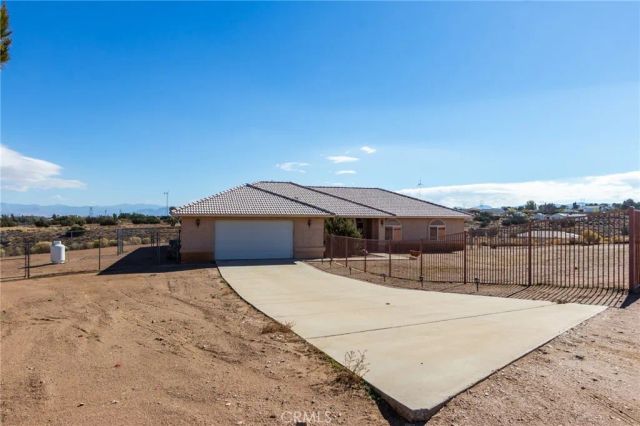 8605 Cantel Court, Oak Hills, CA 92344