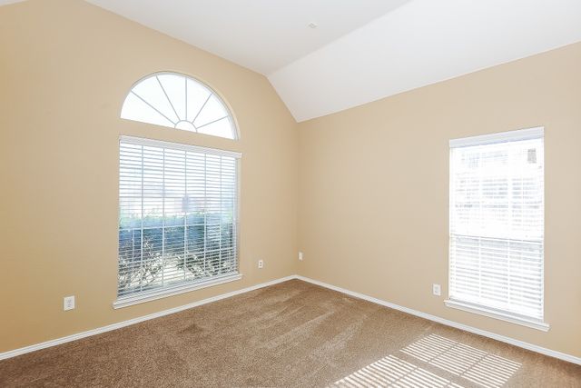 7504 Quail Springs Drive, Arlington, TX 76002