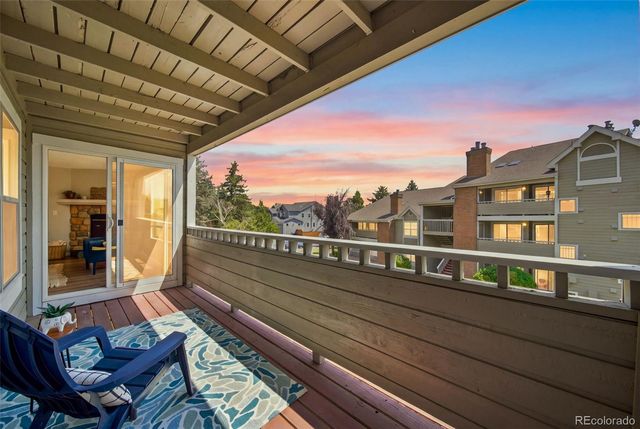 12093 W Cross Drive 204, Littleton, CO 80127