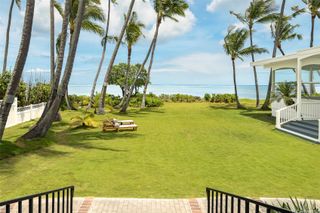 4929 Kalanianaole Highway, Honolulu, HI 96821