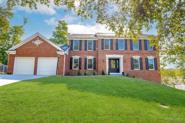 8205 Indian Trail Drive, Madeira, OH 45243