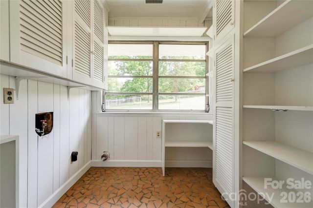 809 Forest Hills Drive, Shelby, NC 28150