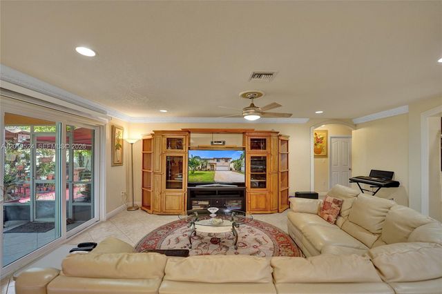 12818 SW 47th St, Miramar, FL 33027