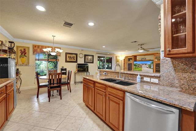 12818 SW 47th St, Miramar, FL 33027