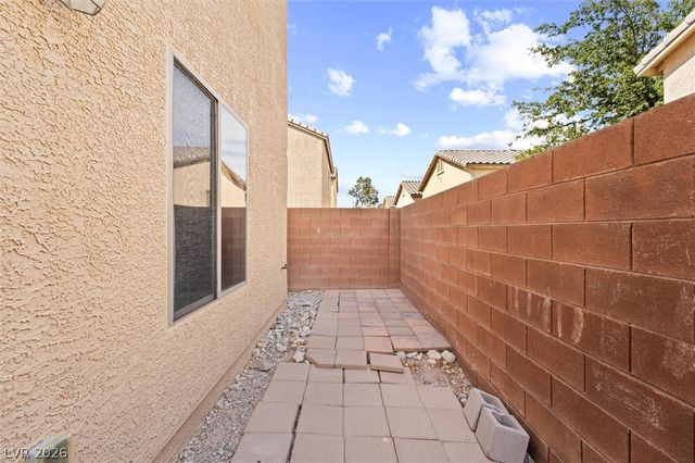7836 Drydust Court, Las Vegas, NV 89149