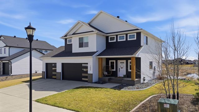 7898 Northern Lights Avenue, Horace, ND 58047