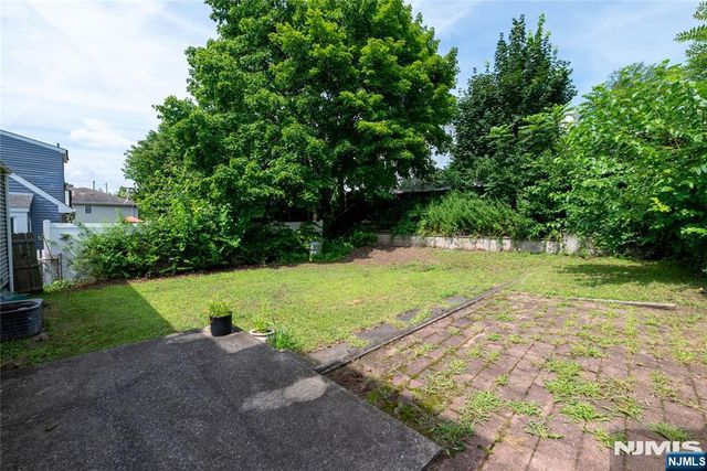 722 7th Street, Carlstadt, NJ 07072