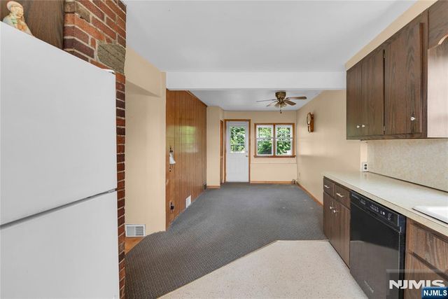722 7th Street, Carlstadt, NJ 07072