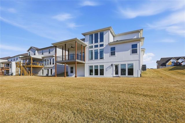 4714 Sienna Ridge, Riverside, MO 64150