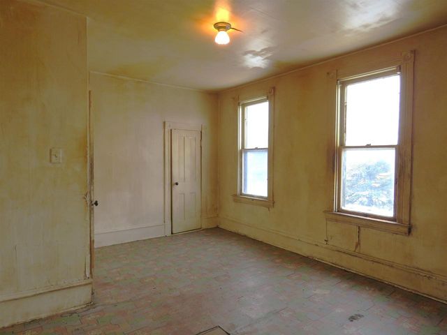 410 Weeks Ave, Superior, WI 54880