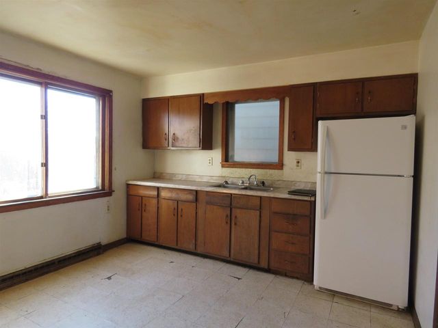 410 Weeks Ave, Superior, WI 54880