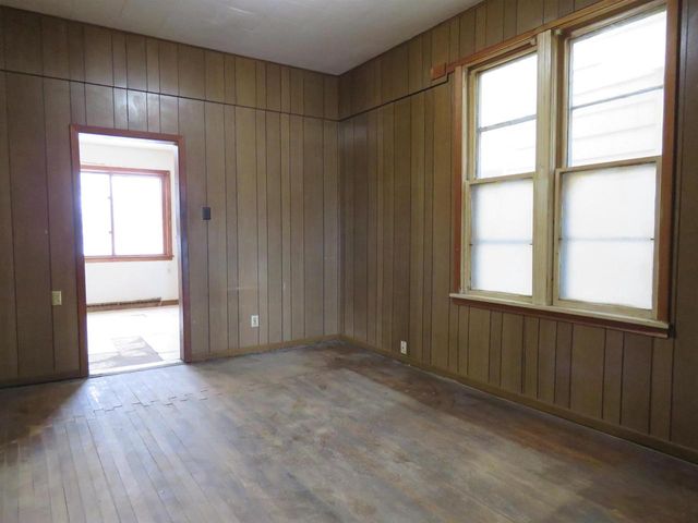 410 Weeks Ave, Superior, WI 54880