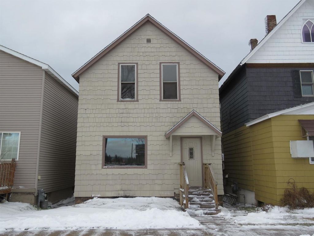 410 Weeks Ave, Superior, WI 54880