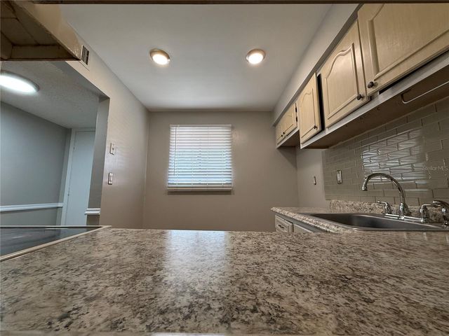 2800 N POWERS DRIVE 9, Orlando, FL 32818