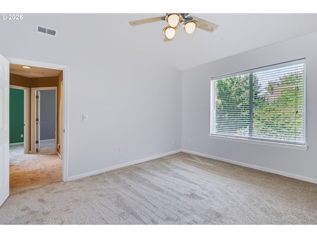 16159 FRONT Ave, Oregon City, OR 97045
