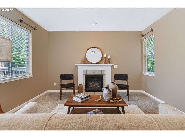 16159 FRONT Ave, Oregon City, OR 97045