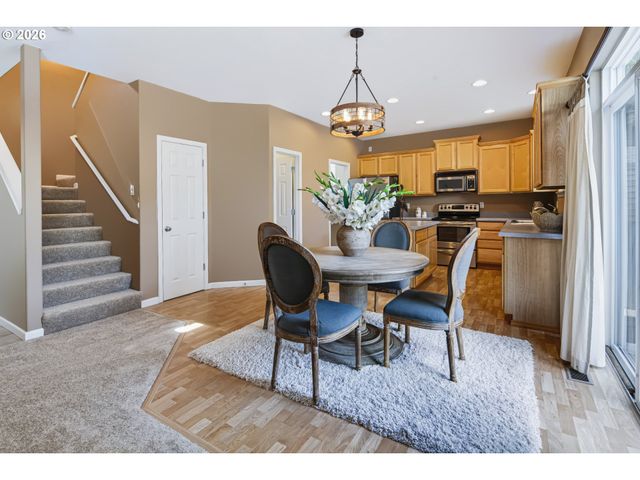 16159 FRONT Ave, Oregon City, OR 97045