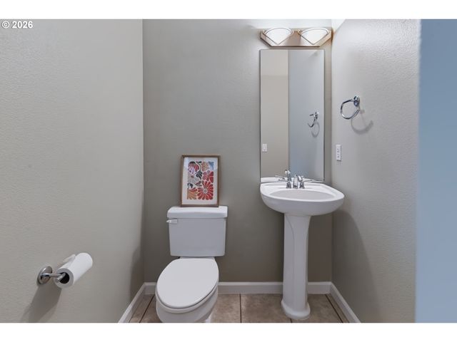 16159 FRONT Ave, Oregon City, OR 97045