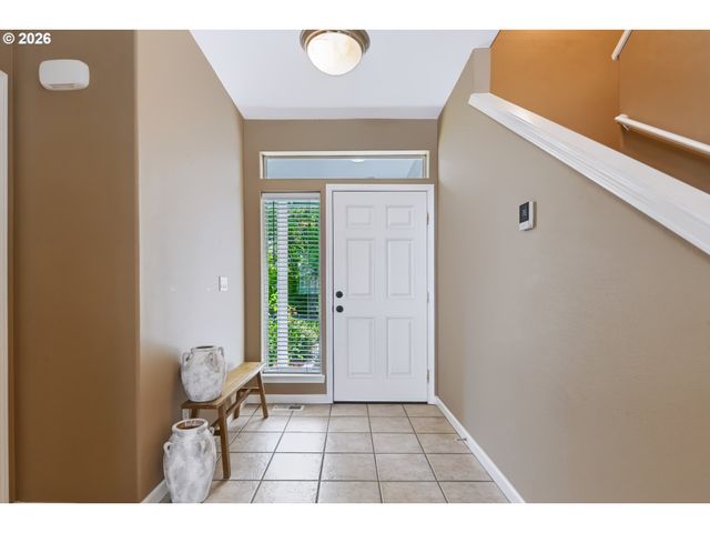 16159 FRONT Ave, Oregon City, OR 97045