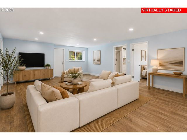 110 Ne 157TH Ave, Portland, OR 97230