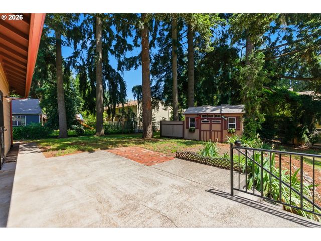 110 Ne 157TH Ave, Portland, OR 97230