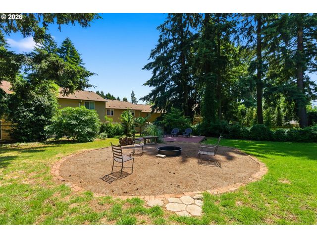 110 Ne 157TH Ave, Portland, OR 97230