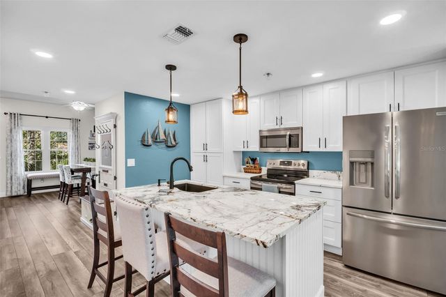 100 4TH AVENUE S 140, St Petersburg, FL 33701