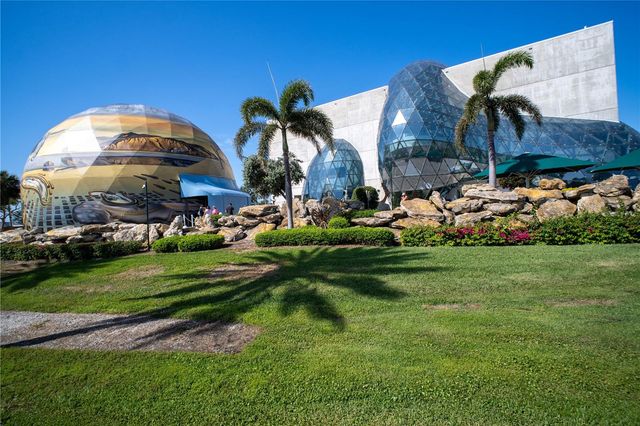 100 4TH AVENUE S 140, St Petersburg, FL 33701