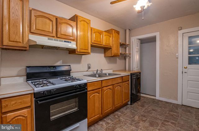 832 NICOLLS ST, Reading, PA 19604